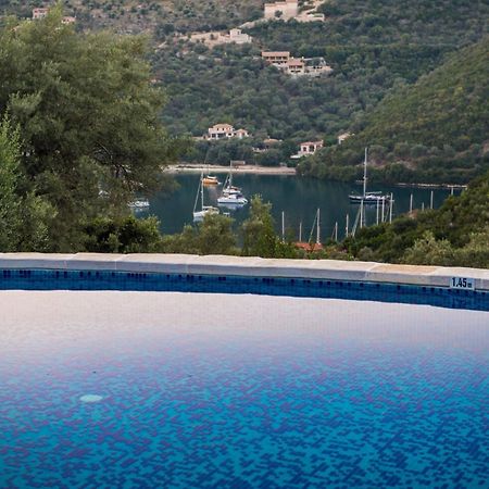 Villas Amantea- Four Villas With Big Pool And Infinity Pool Sívota Buitenkant foto