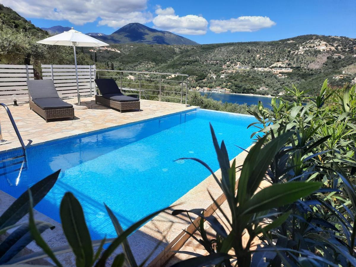 Villas Amantea- Four Villas With Big Pool And Infinity Pool Sívota Buitenkant foto