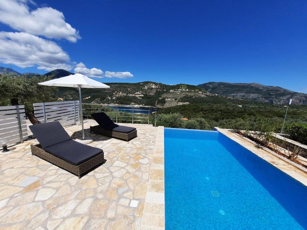 Villas Amantea- Four Villas With Big Pool And Infinity Pool Sívota Buitenkant foto