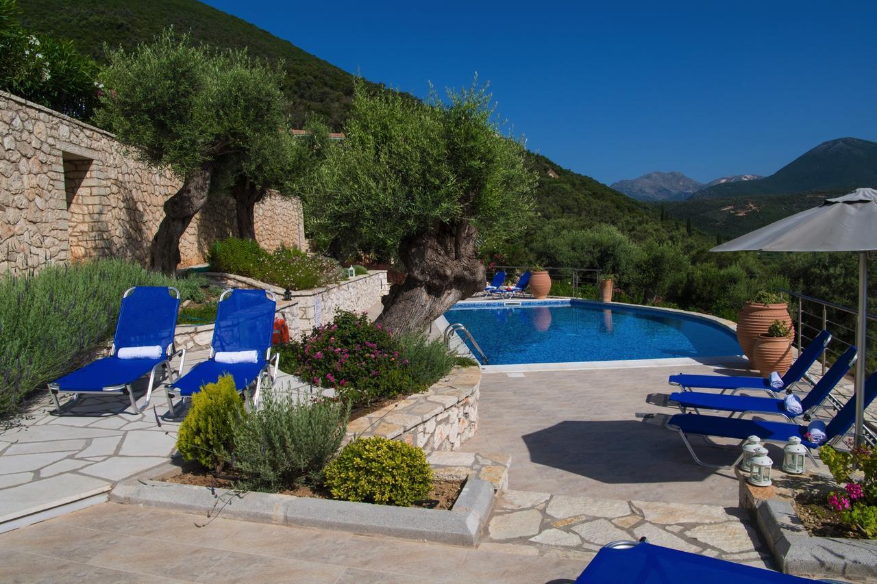 Villas Amantea- Four Villas With Big Pool And Infinity Pool Sívota Buitenkant foto