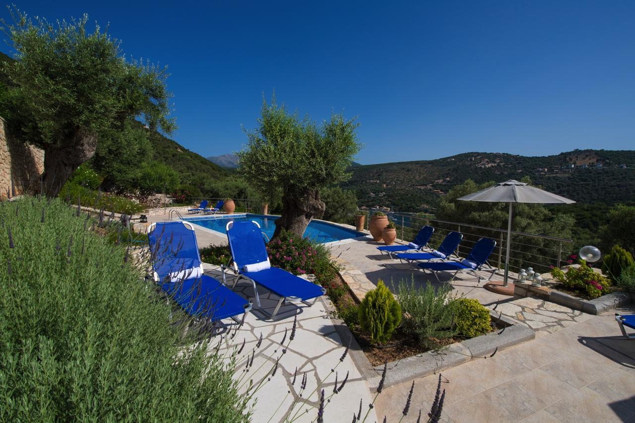 Villas Amantea- Four Villas With Big Pool And Infinity Pool Sívota Buitenkant foto