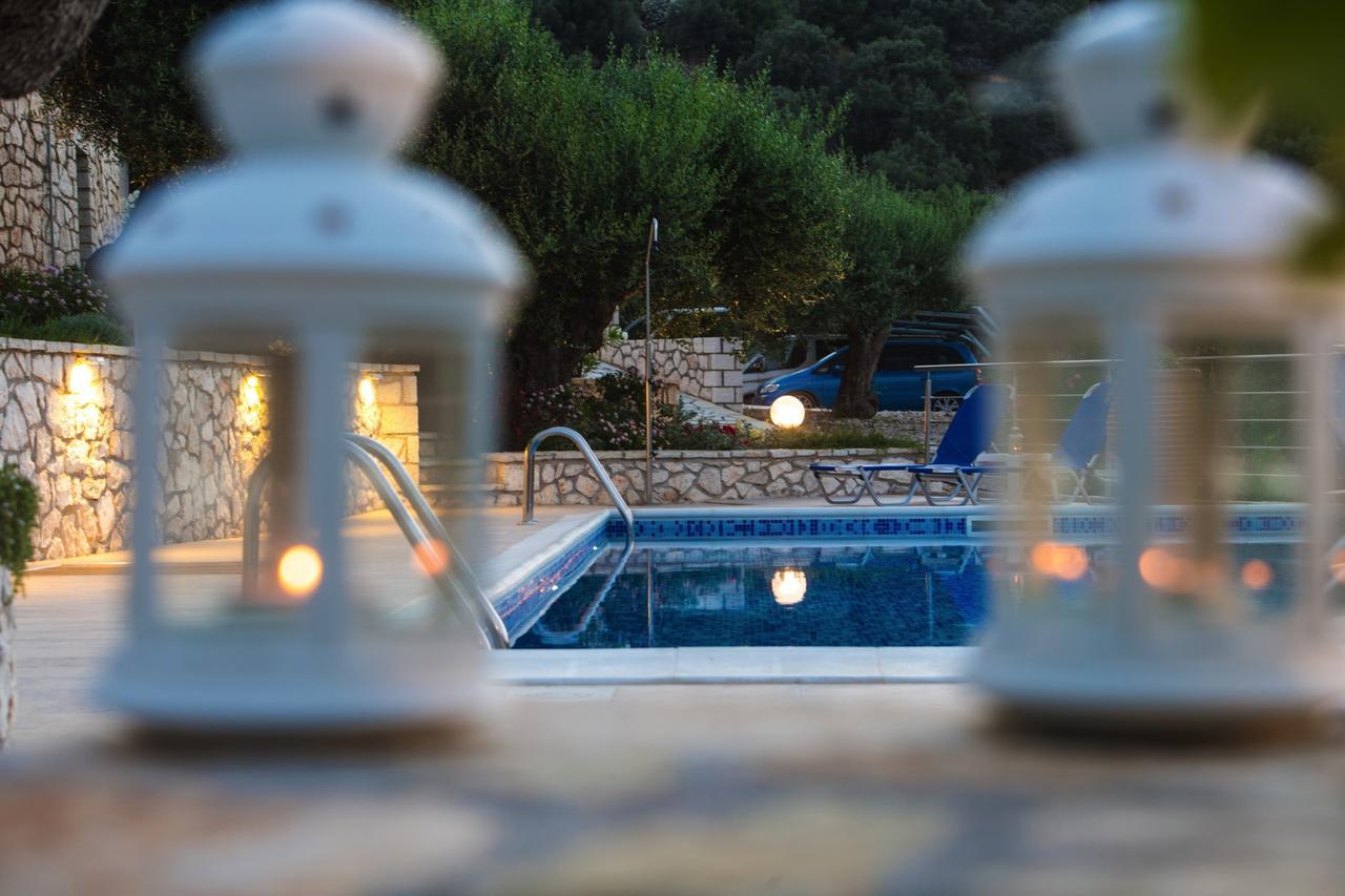 Villas Amantea- Four Villas With Big Pool And Infinity Pool Sívota Buitenkant foto
