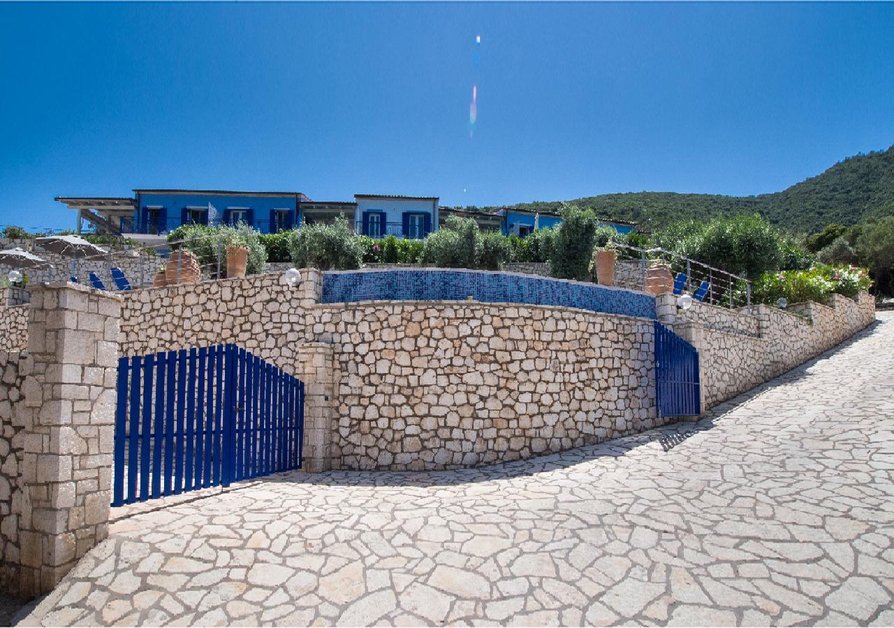 Villas Amantea- Four Villas With Big Pool And Infinity Pool Sívota Buitenkant foto